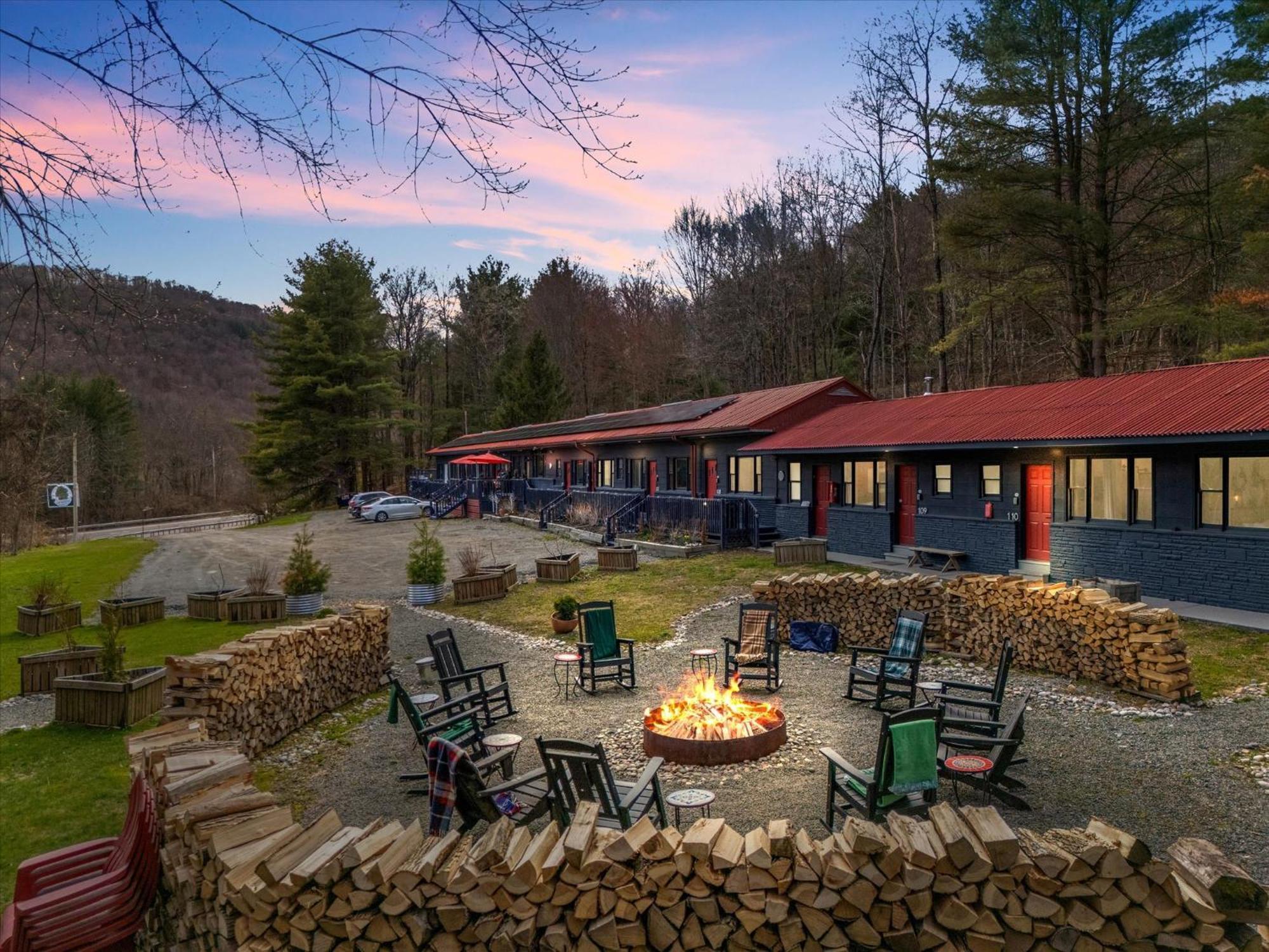 Green Acres Retreat Hancock ภายนอก รูปภาพ